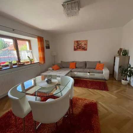 Linde Holiday home *