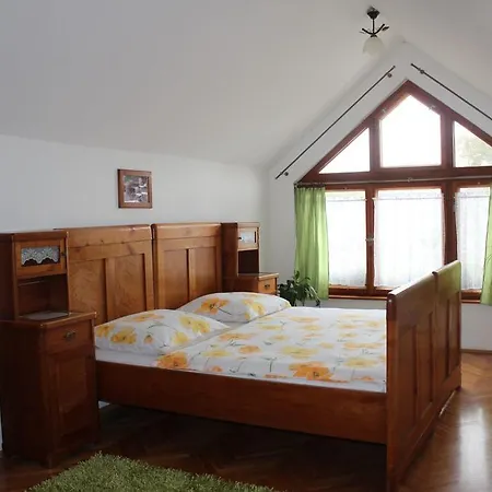 Holiday home Linde *